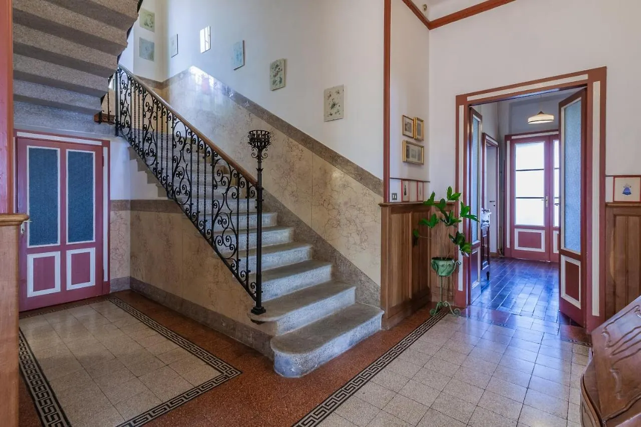 Family Villa With Stunning Lake View By Wonderful Italy Civenna Italien